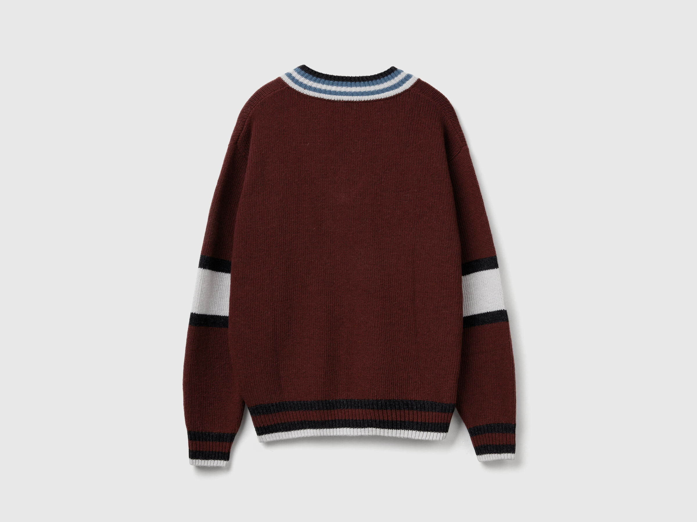 V NECK SWEATER L/S Men image number 6